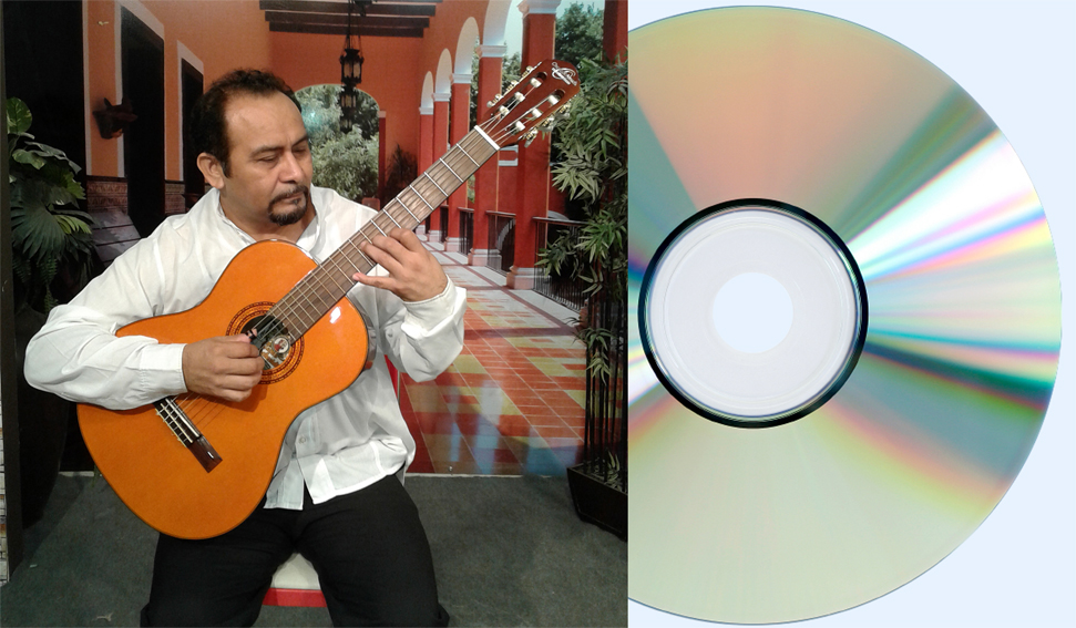 Dos CD's de Trova Yucateca con 50 canciones interpretadas por Felipe García